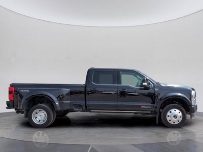 2026 Ford F-450SD Platinum DRW