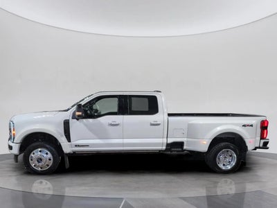 2026 Ford F-450SD Platinum DRW