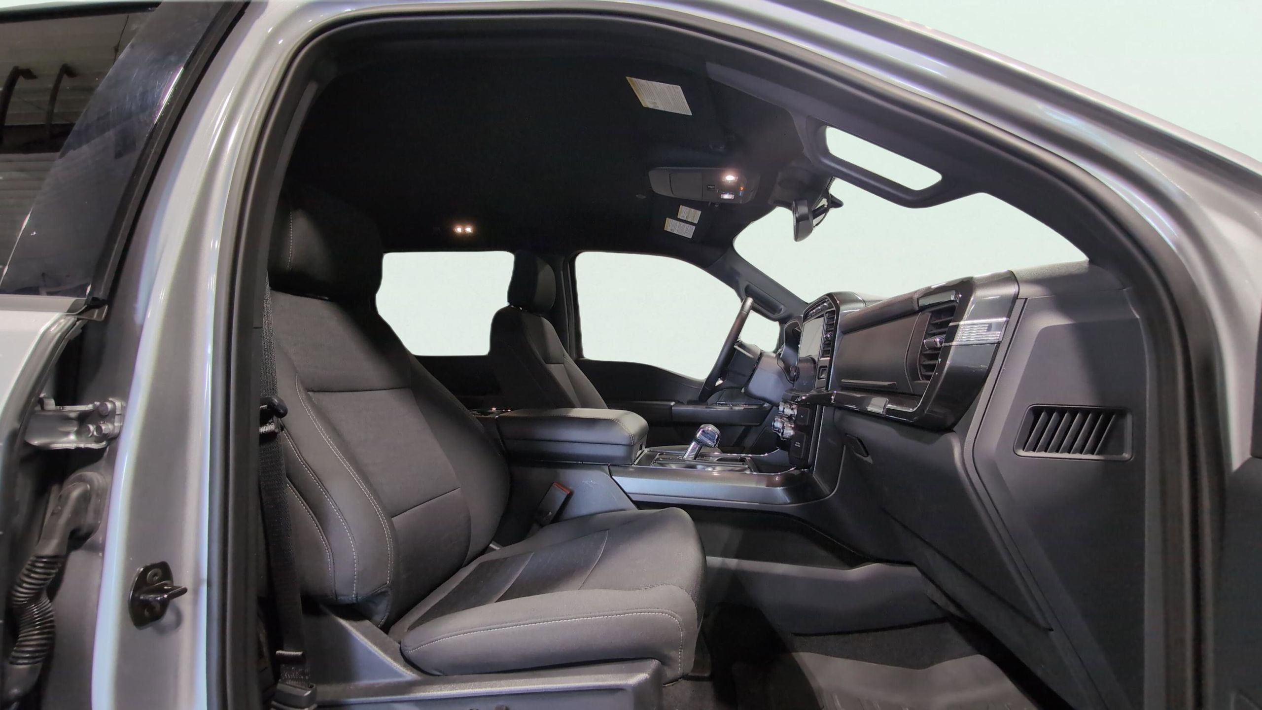 2023 Ford F-150 Base