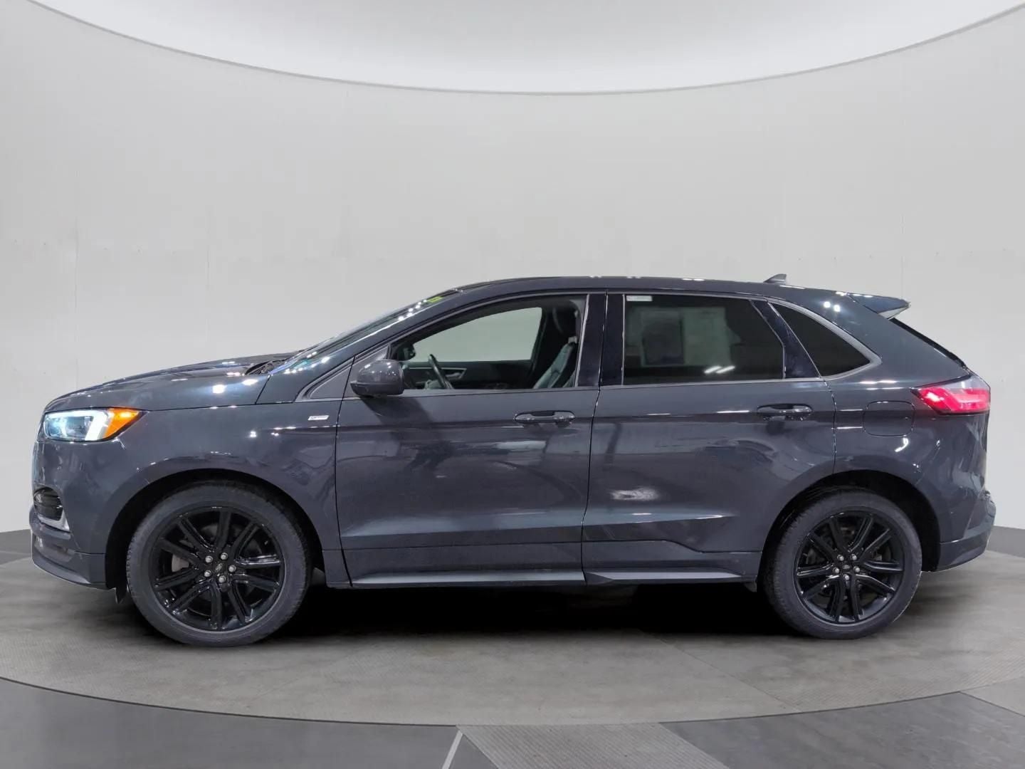 2021 Ford Edge ST Line