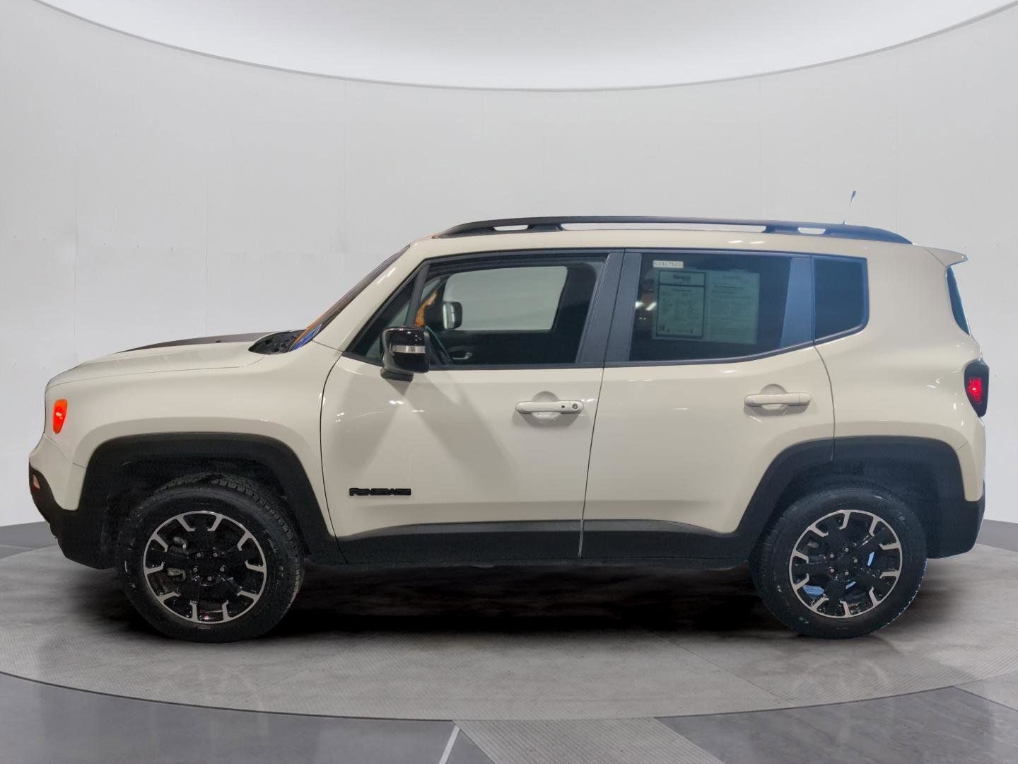 2023 Jeep Renegade Base