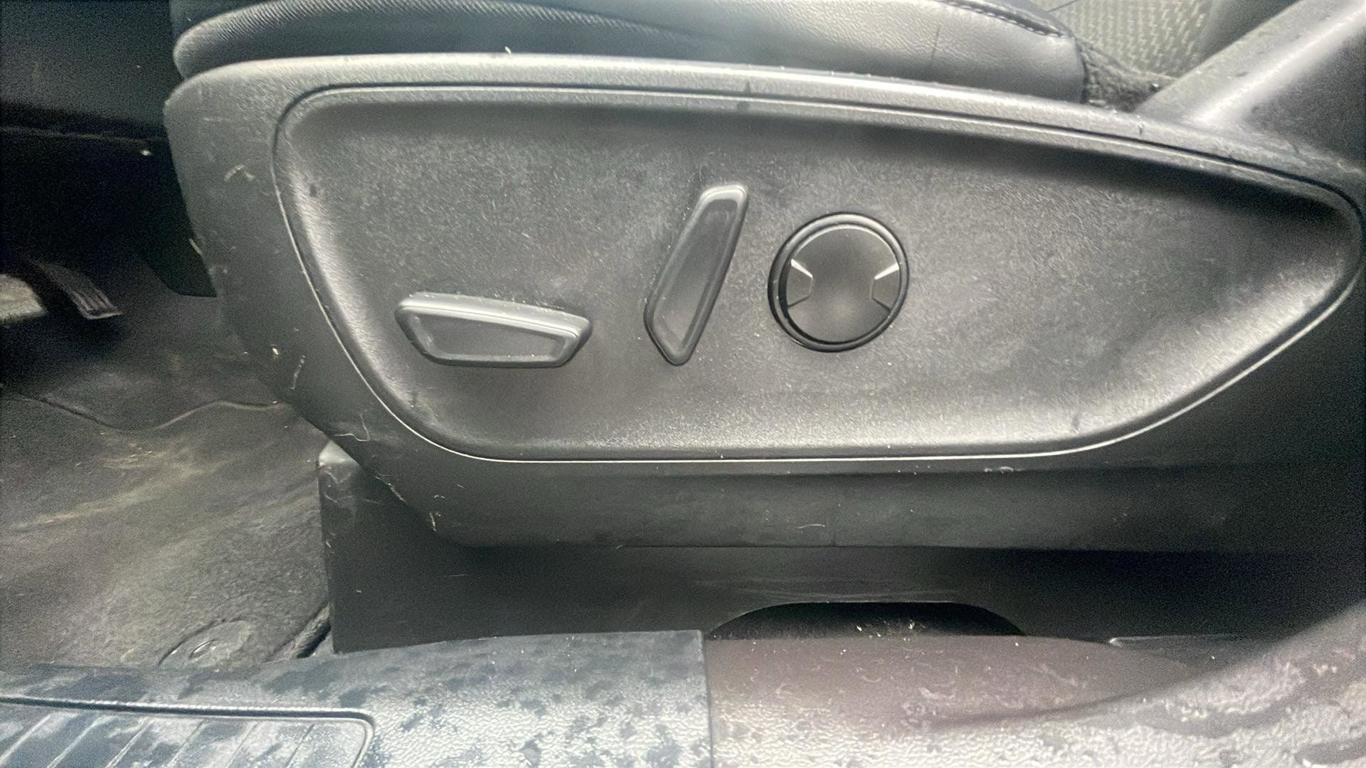 2023 Ford Escape Plug-In Hybrid Base