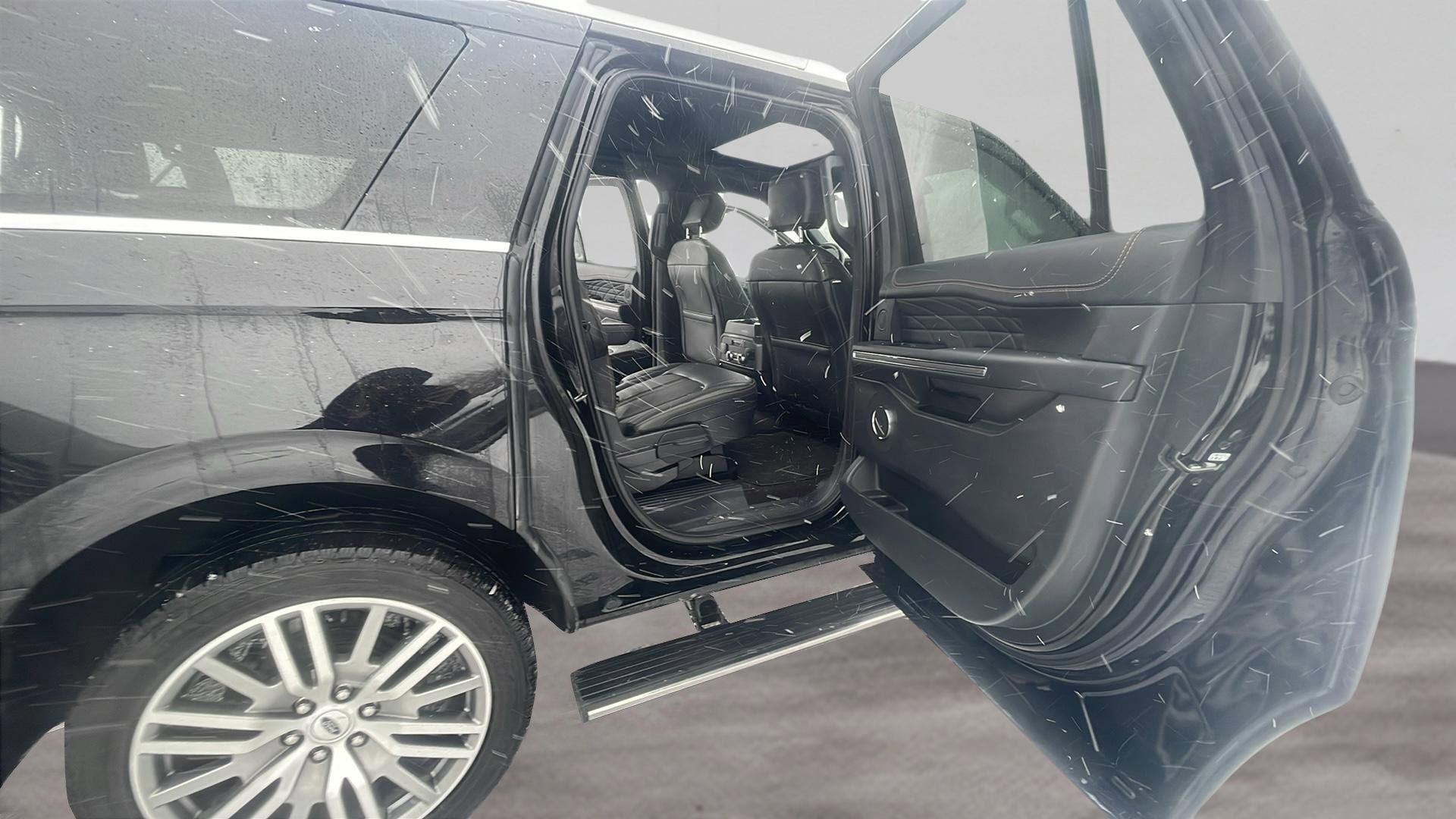 2023 Ford Expedition Max Platinum