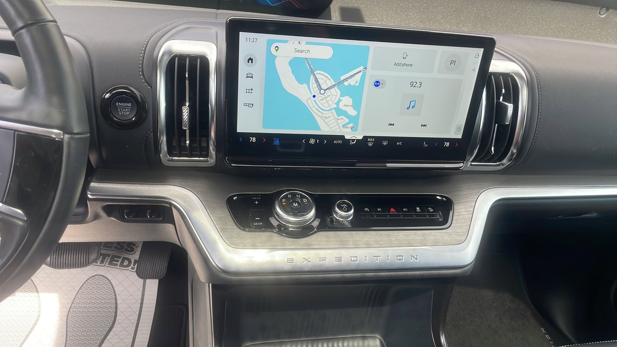 2025 Ford Expedition Platinum