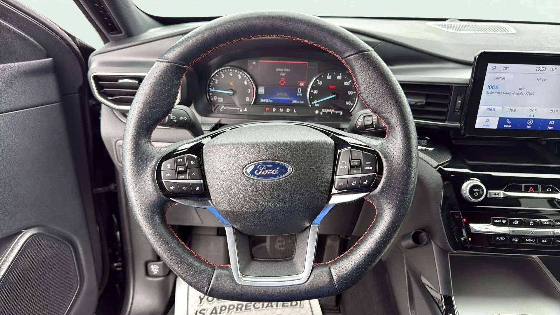 2023 Ford Explorer ST-Line