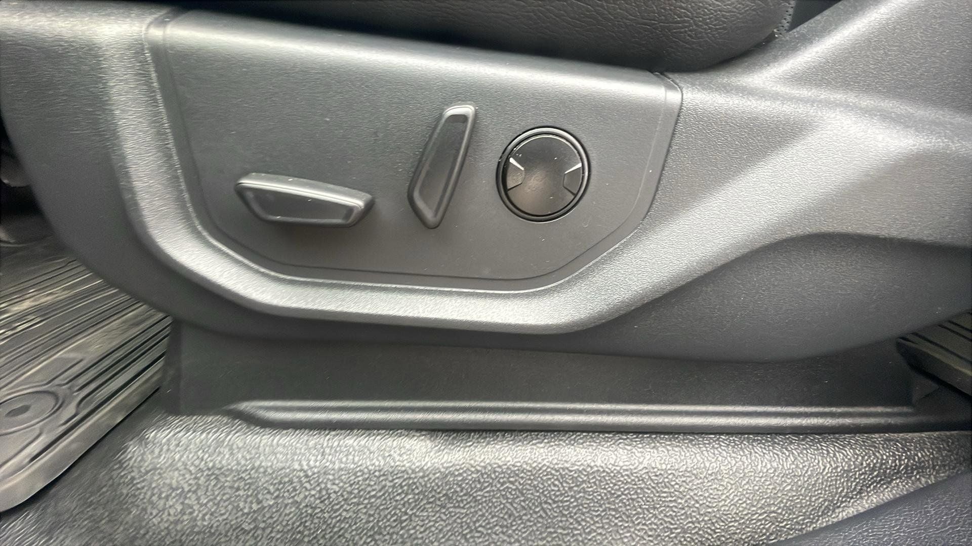 2022 Ford F-350SD Lariat