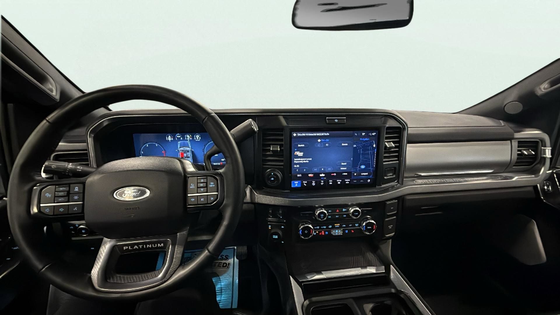 2025 Ford F-350SD Platinum DRW