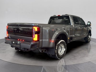 2025 Ford F-350SD Platinum DRW