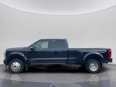2025 Ford F-450SD Platinum DRW