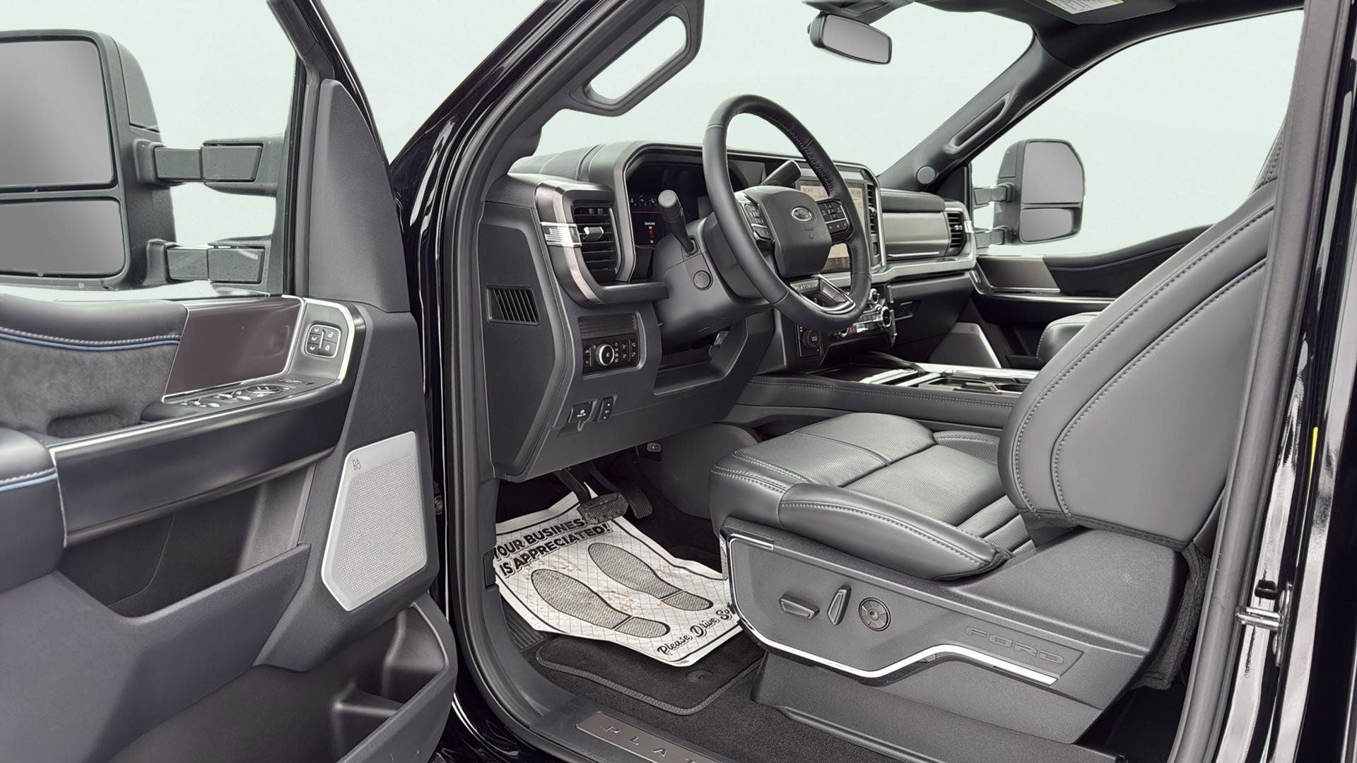 2026 Ford F-450SD Platinum DRW