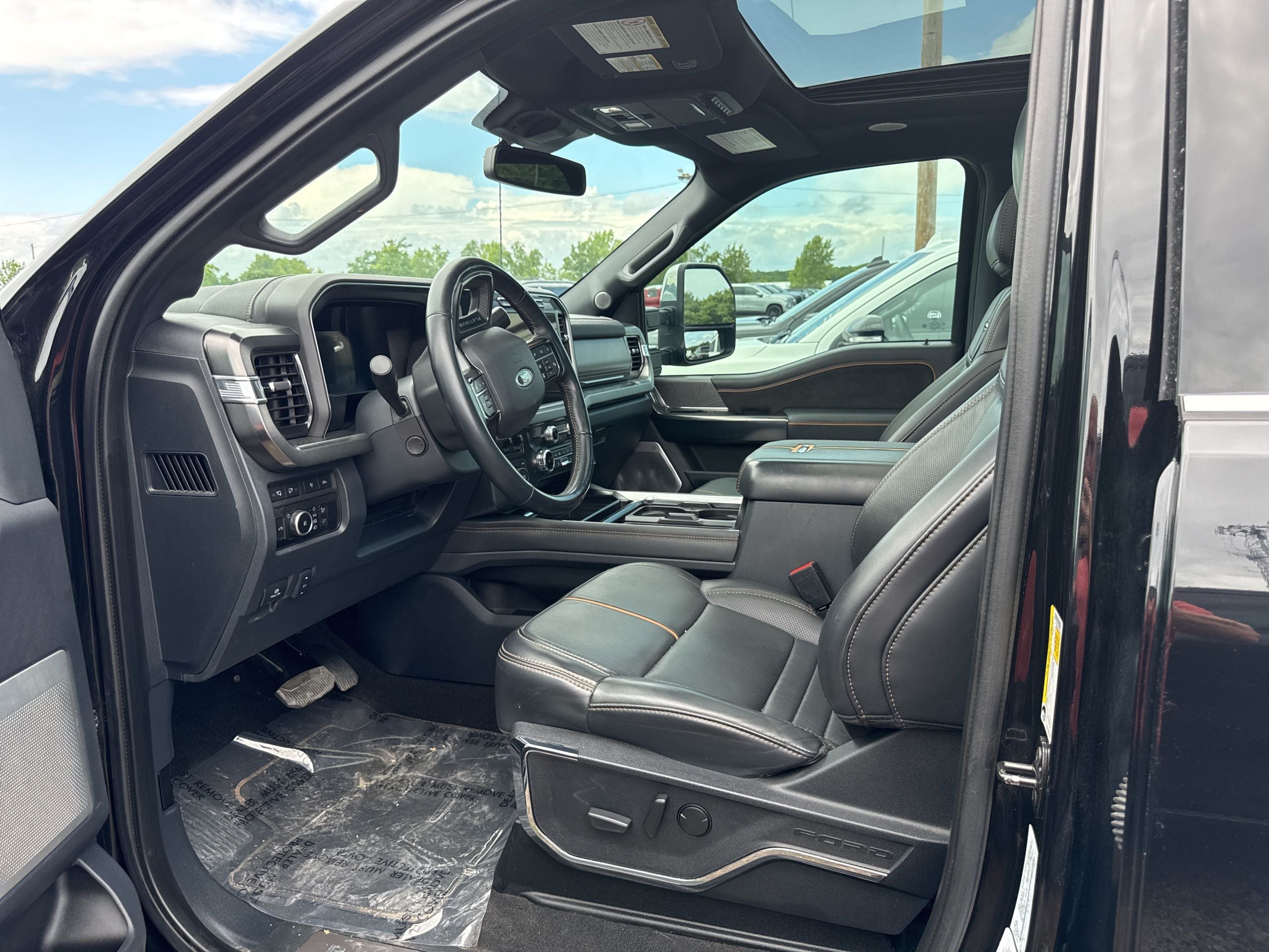 2023 Ford F-450SD Platinum DRW