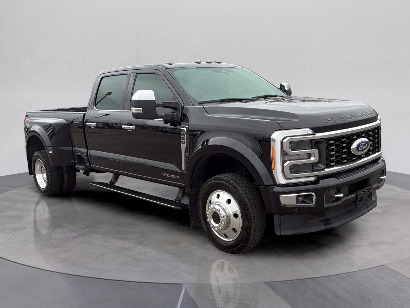 2023 Ford F-450SD Platinum DRW