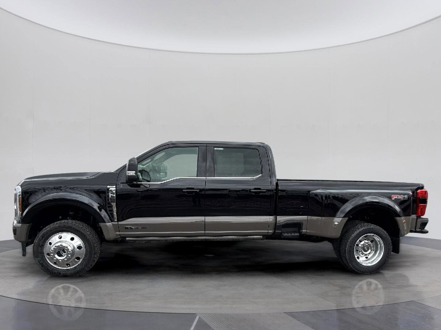 2026 Ford F-450SD King Ranch DRW