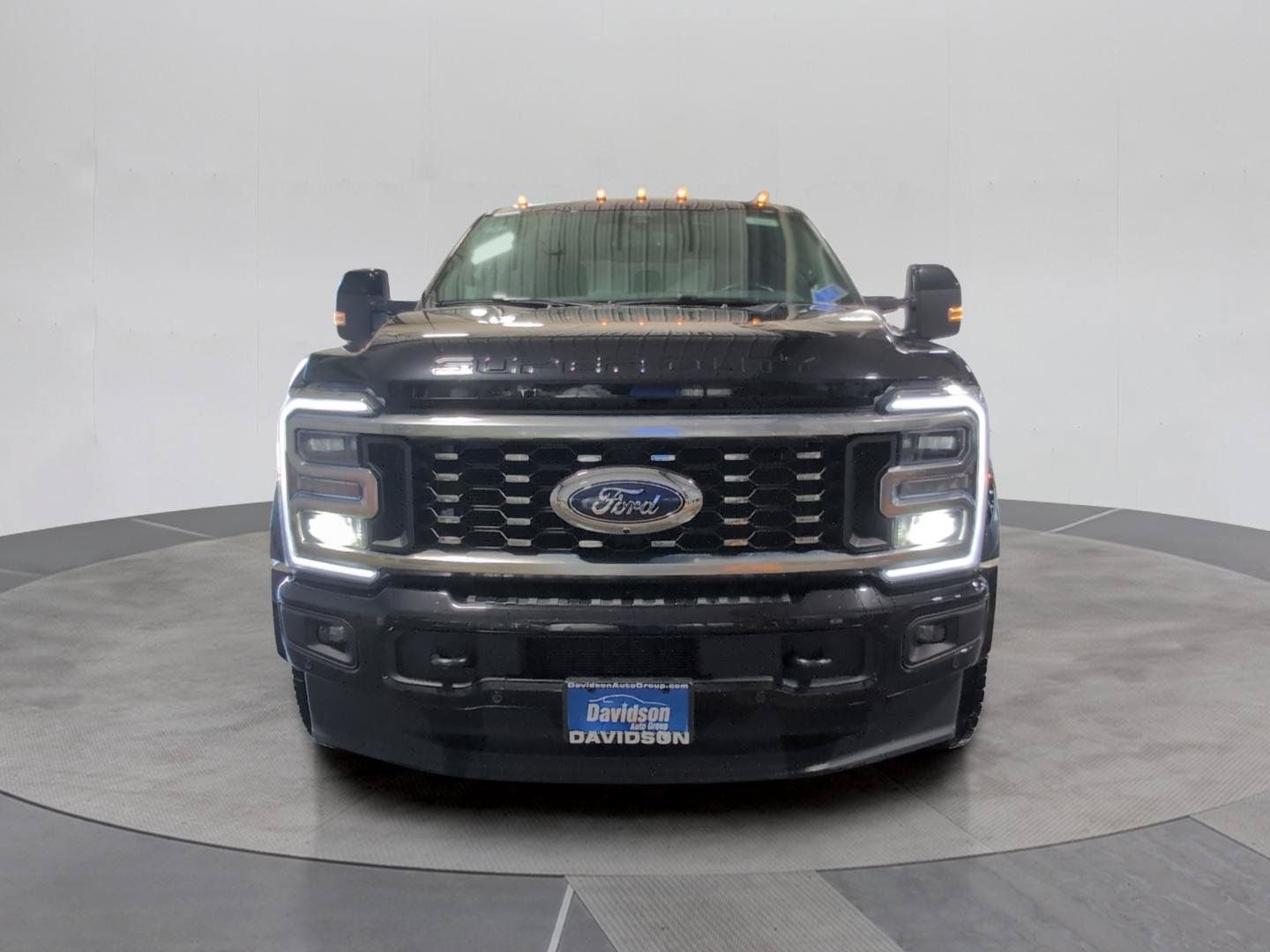 2026 Ford F-450SD Platinum DRW