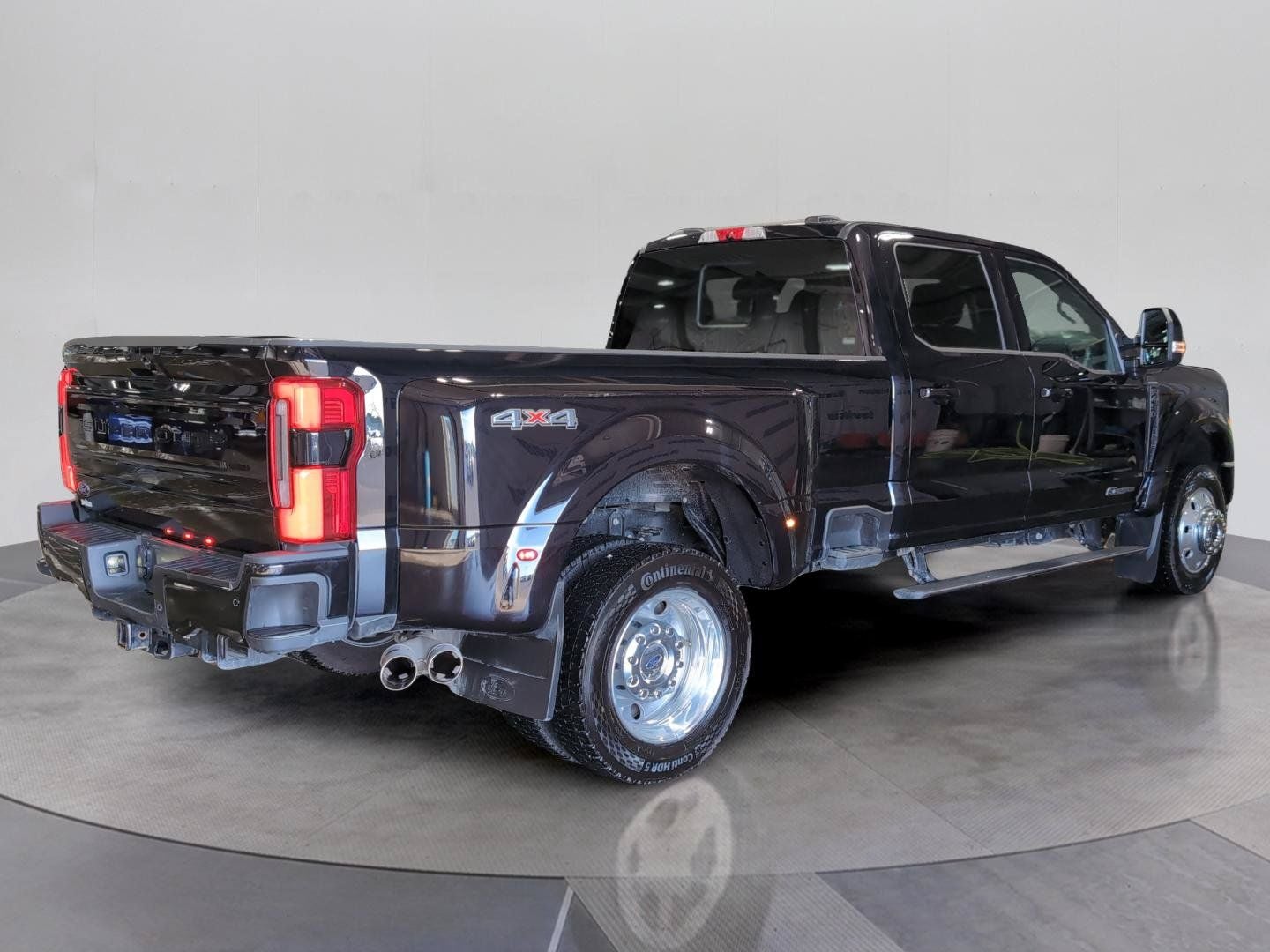 2026 Ford F-450SD Platinum DRW
