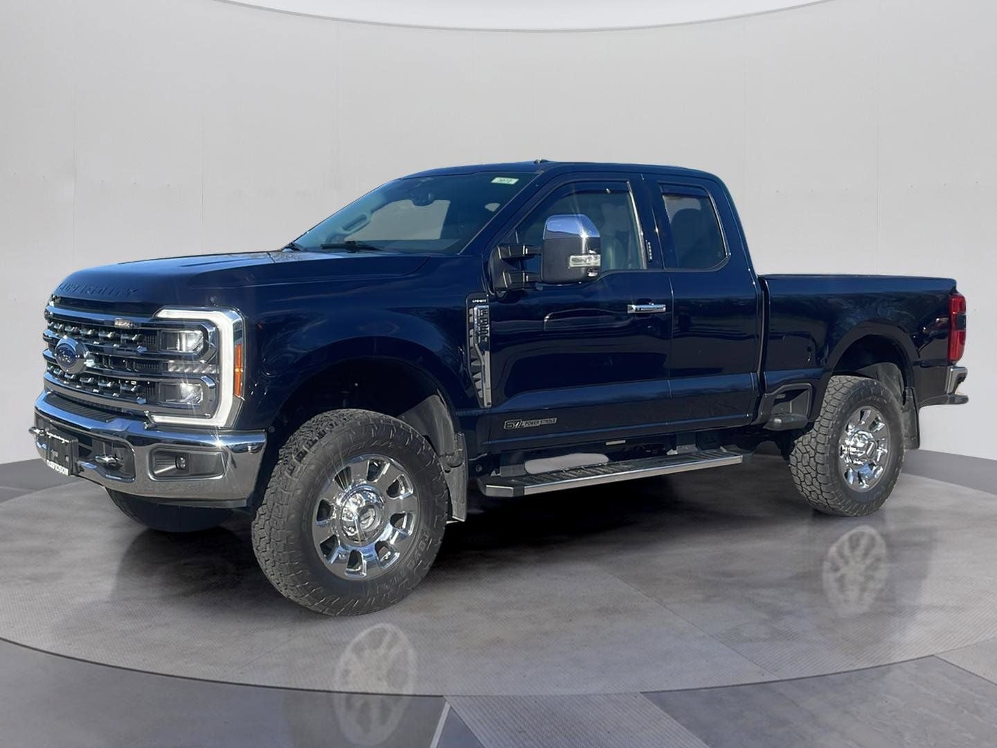 2023 Ford F-350SD Lariat