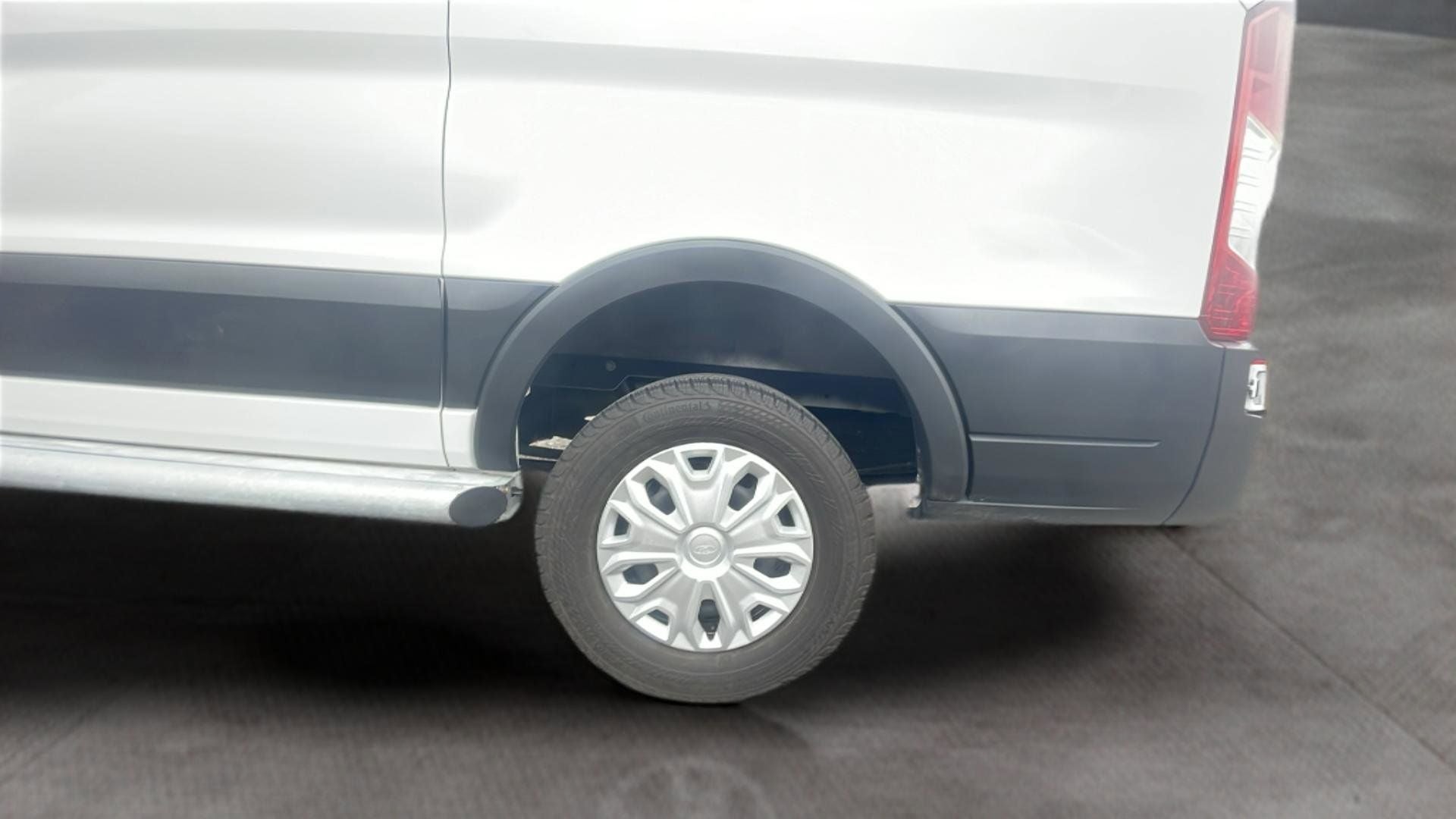 2024 Ford Transit-250 Base