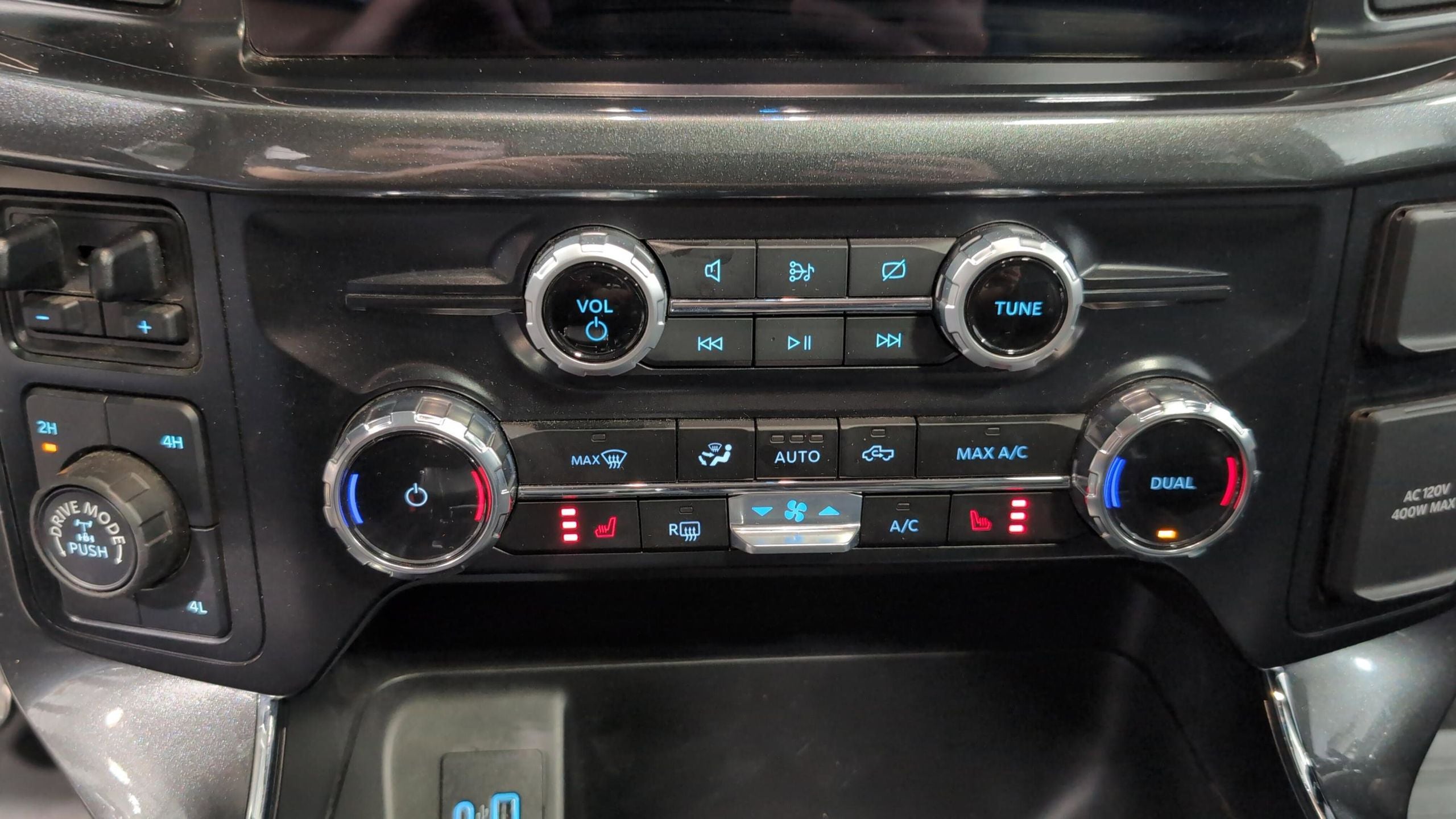 2023 Ford F-150 Base