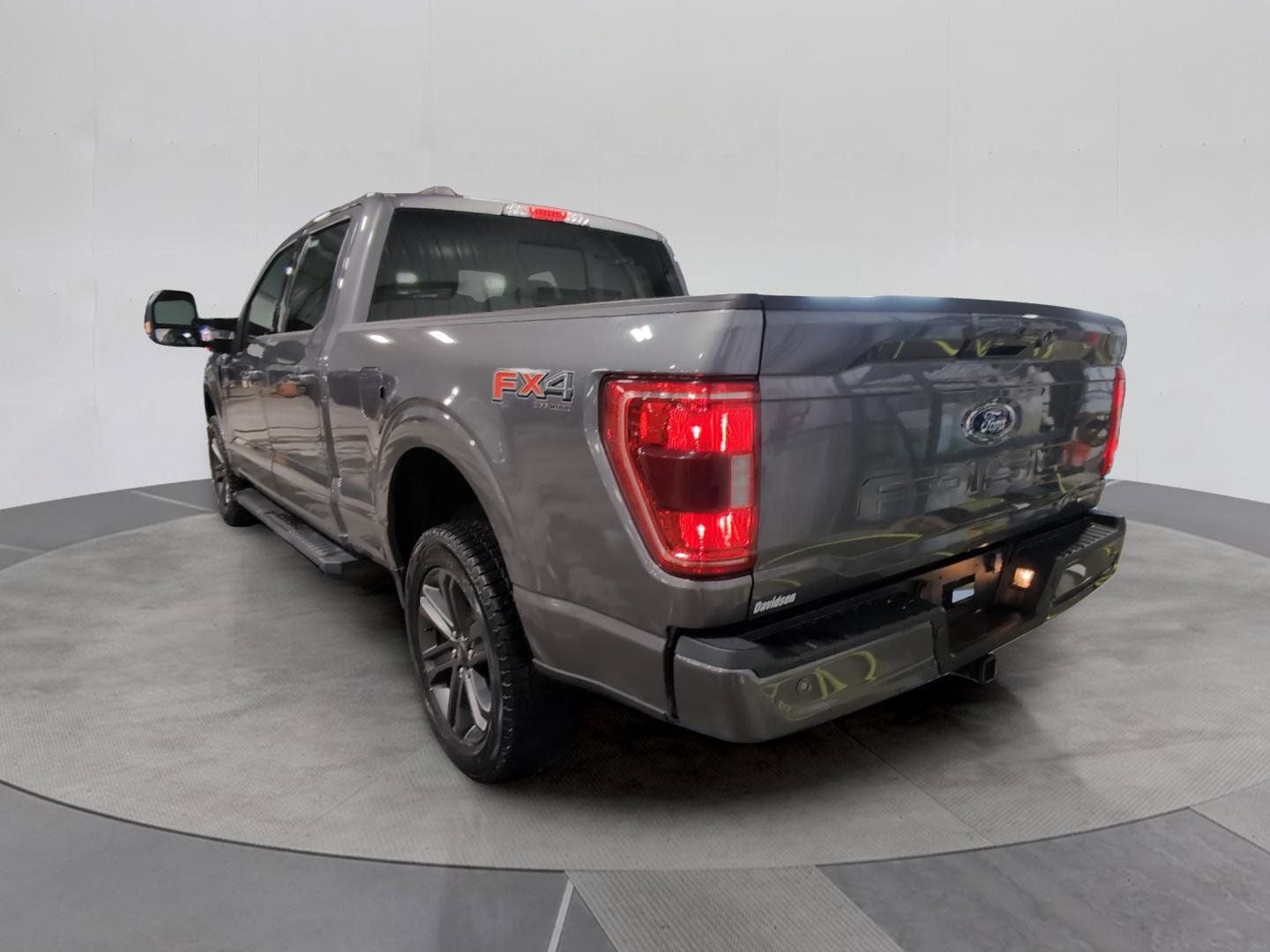 2023 Ford F-150 Base