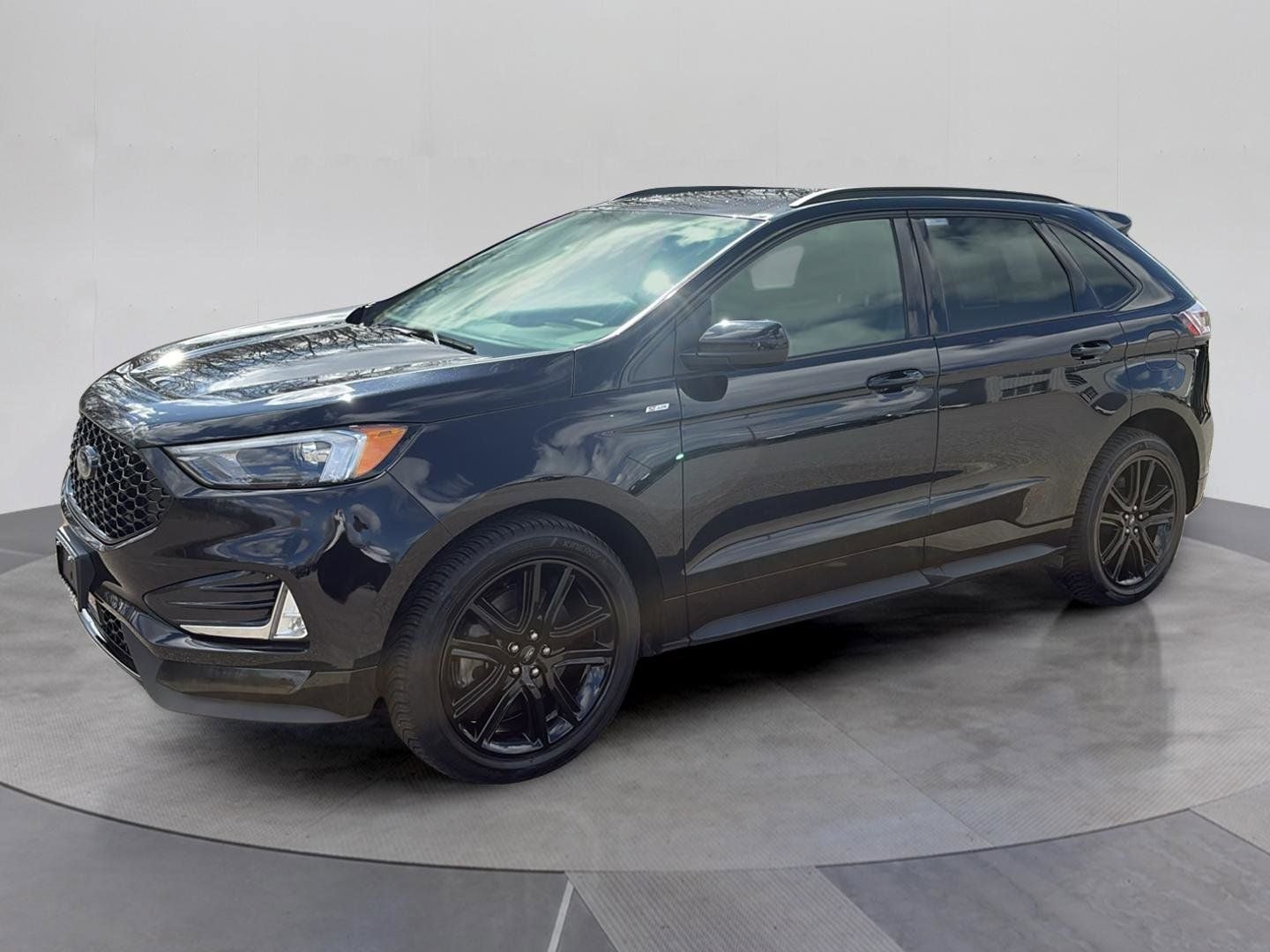 2022 Ford Edge ST Line