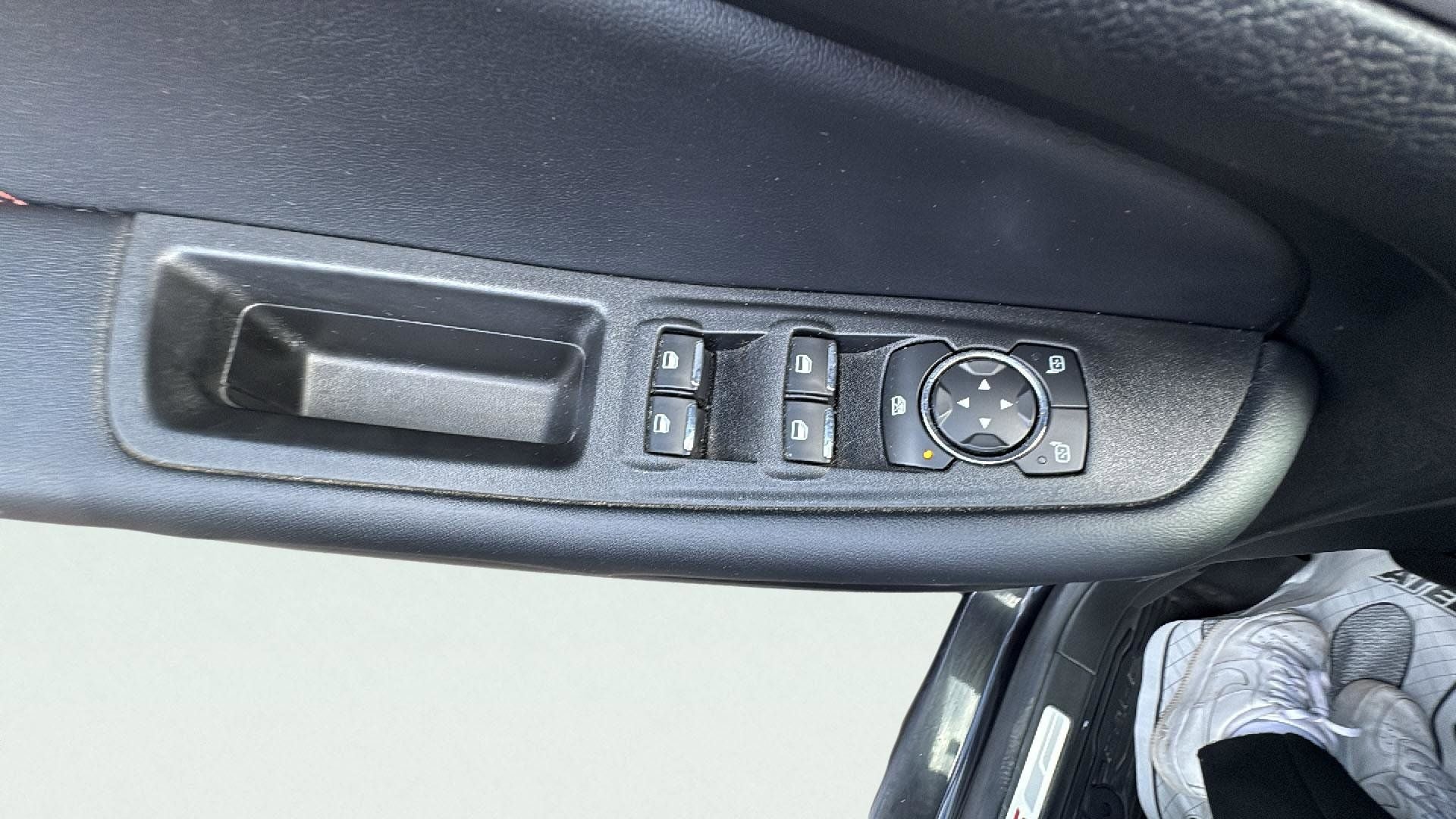 2022 Ford Edge ST Line