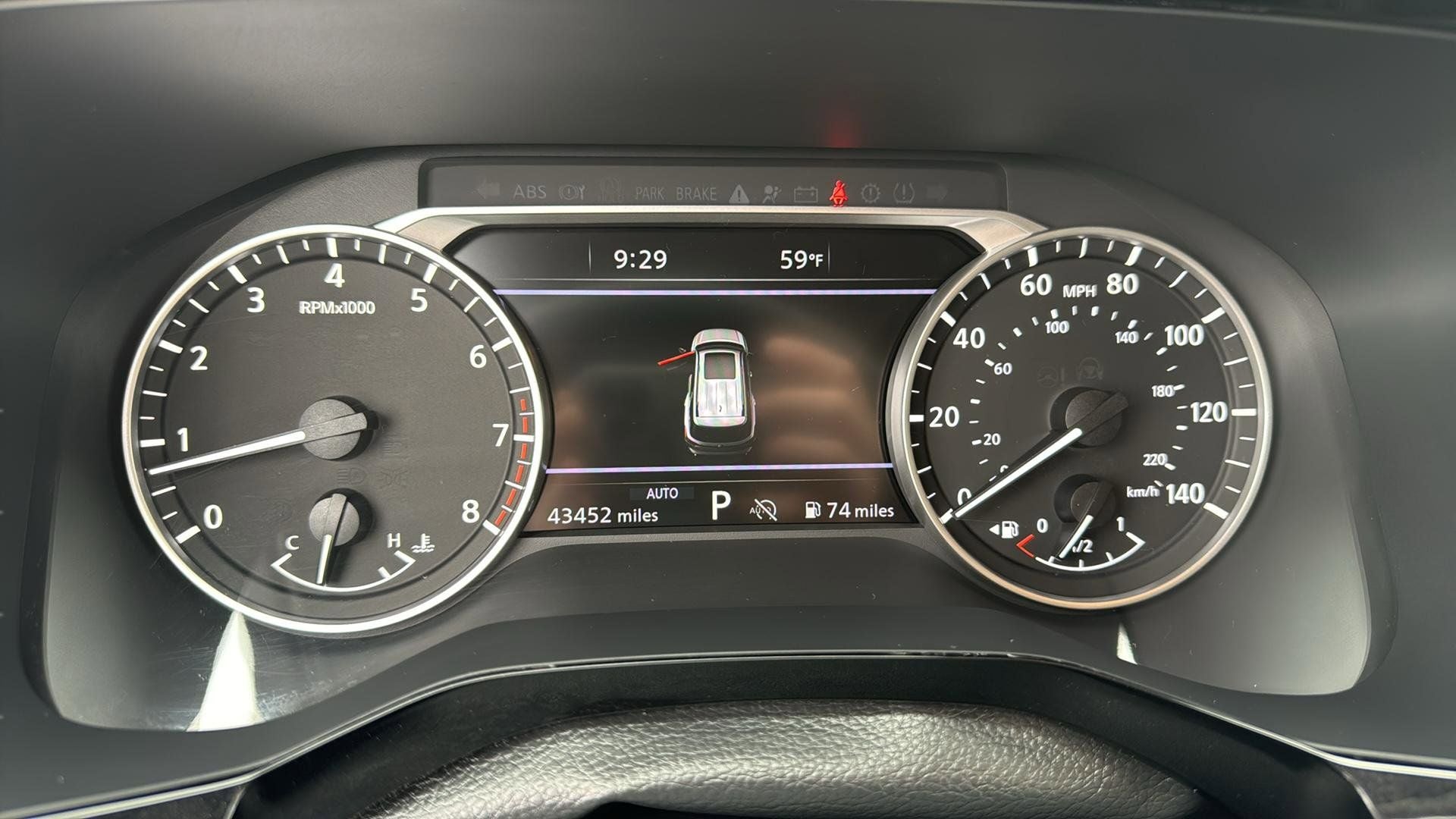 2024 Nissan Pathfinder SL