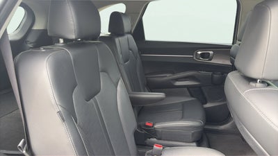 2025 Kia Sorento X-Line EX