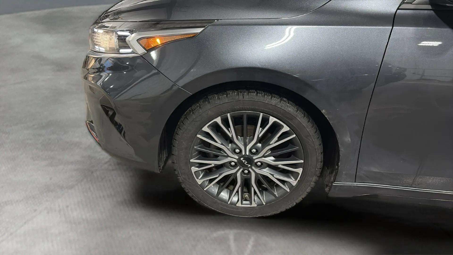 2023 Kia Forte GT-Line