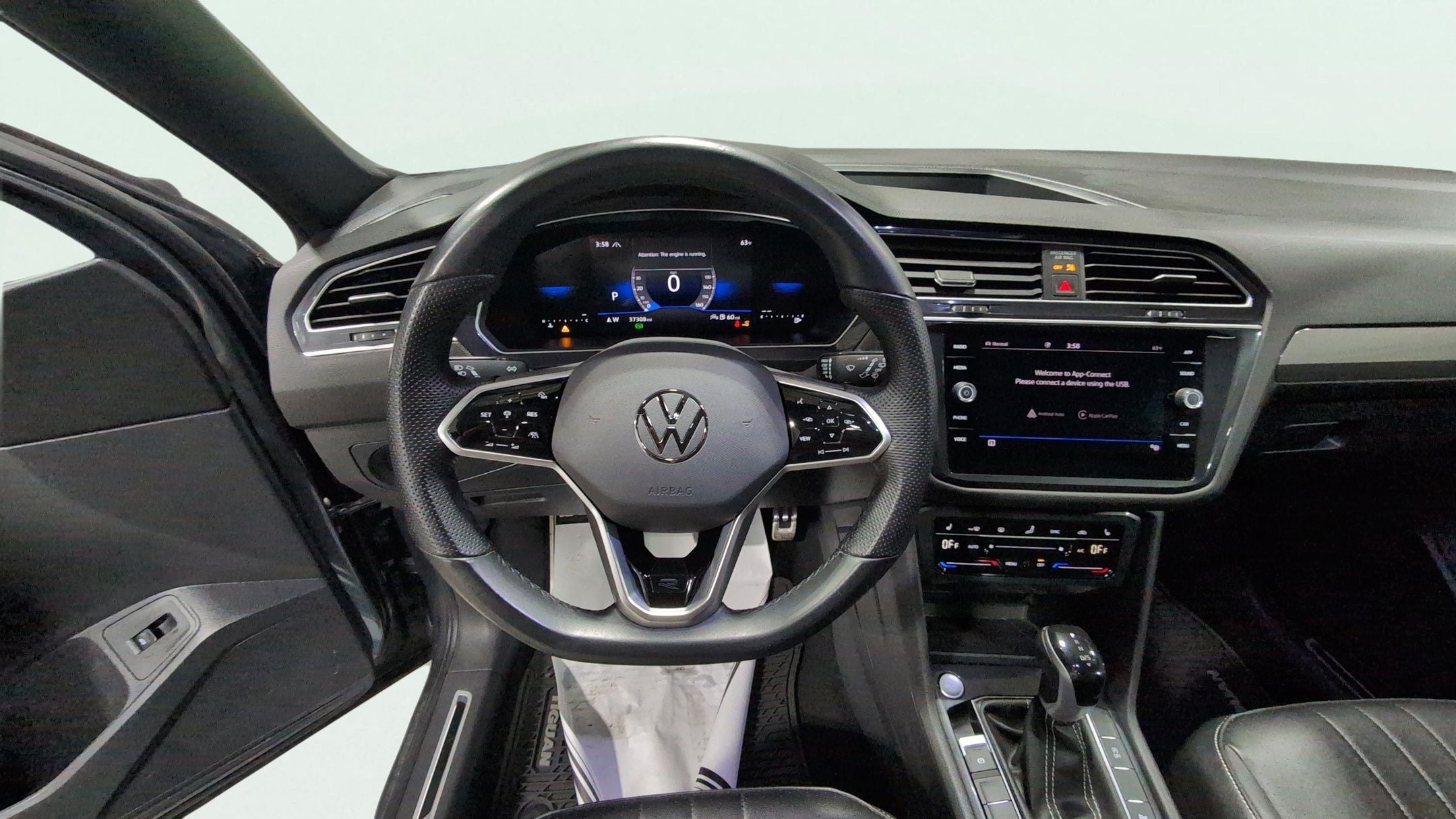 2024 Volkswagen Tiguan 2.0T SE R-Line Black