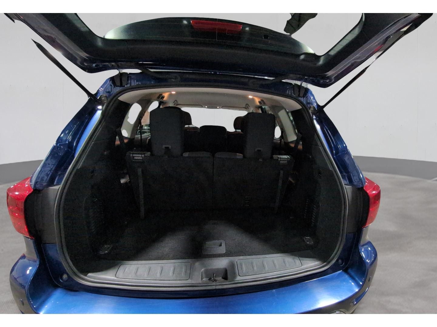 2020 Nissan Pathfinder S