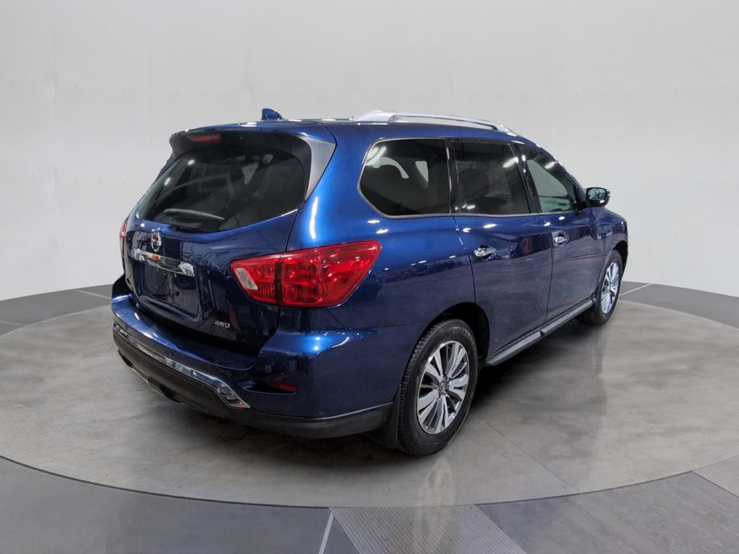 2020 Nissan Pathfinder S