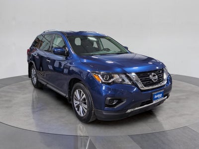 2020 Nissan Pathfinder S