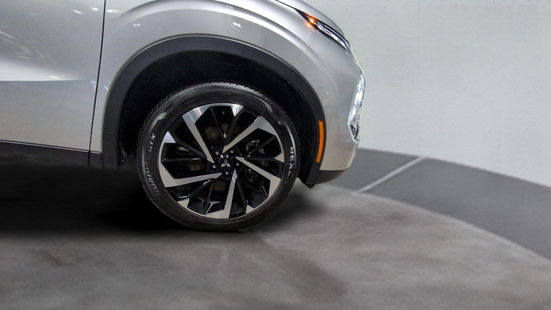 2022 Mitsubishi Outlander ES