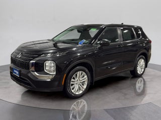 2022 Mitsubishi Outlander ES