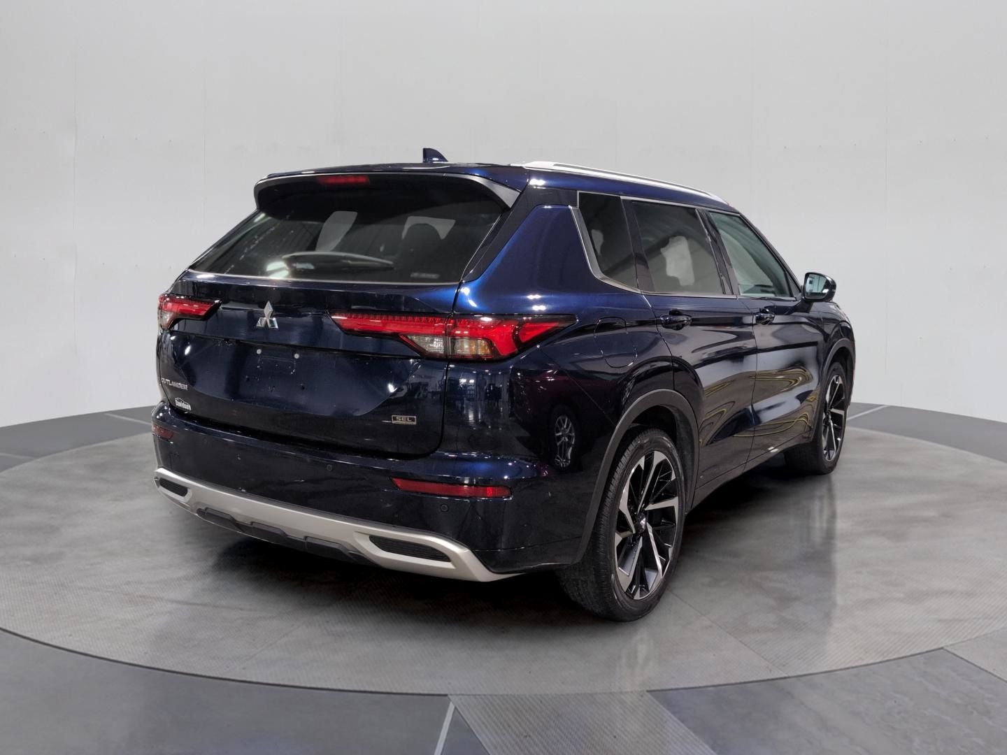 2022 Mitsubishi Outlander SEL