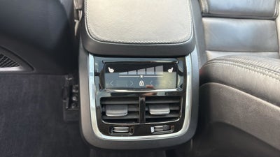 2022 Volvo XC90 T6 Inscription