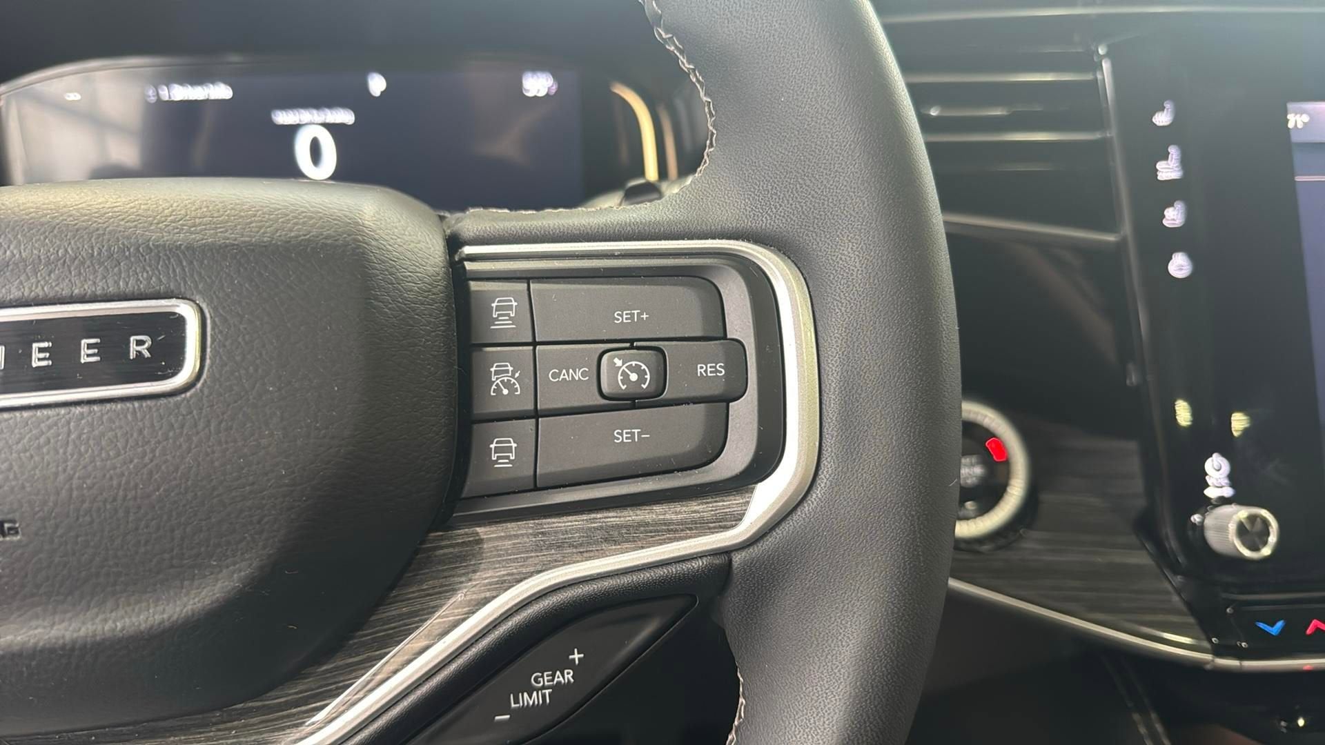 2022 Jeep Wagoneer Series III