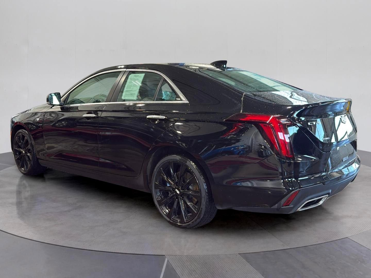 2023 Cadillac CT4 Luxury