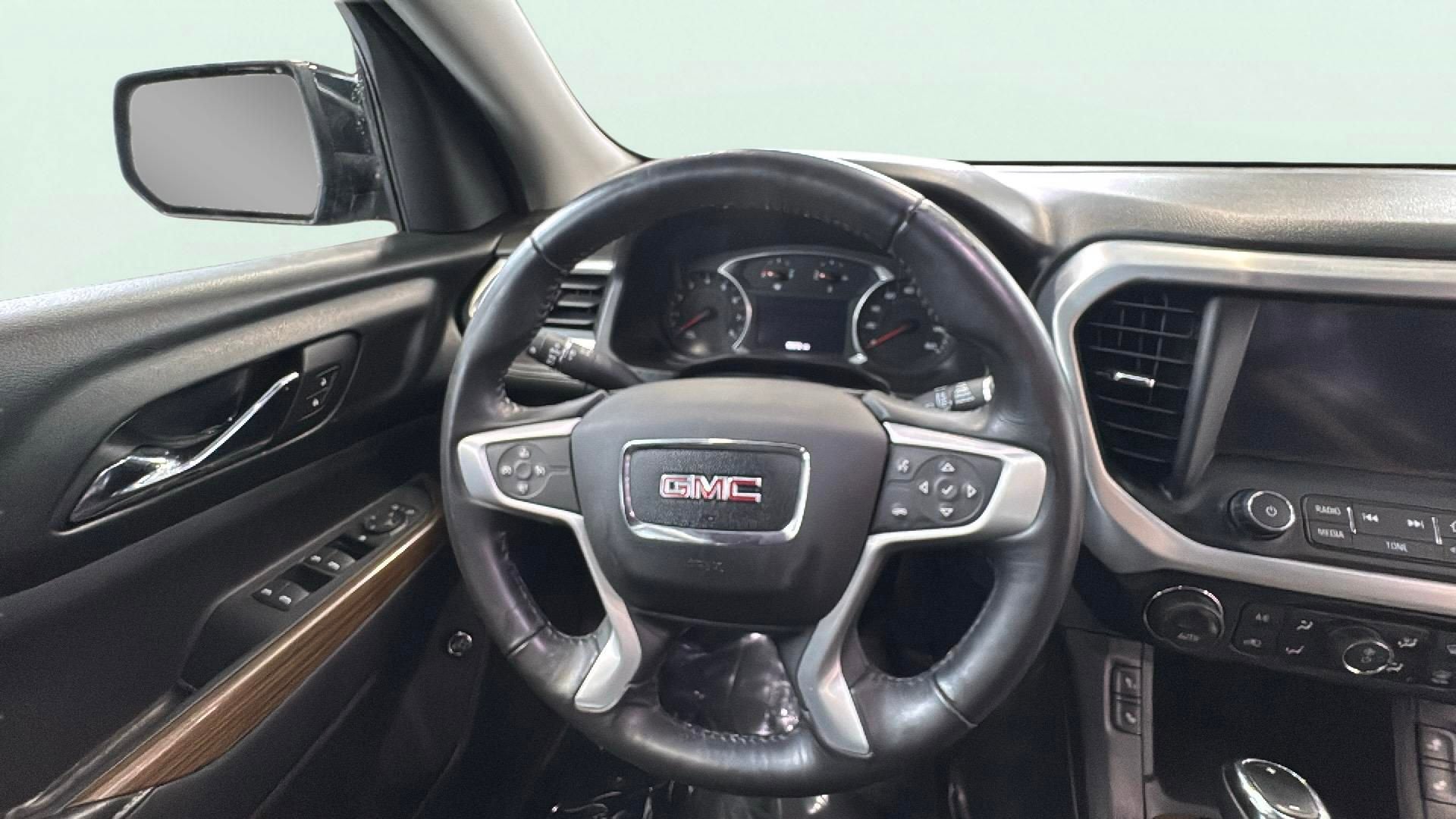 2017 GMC Acadia SLE