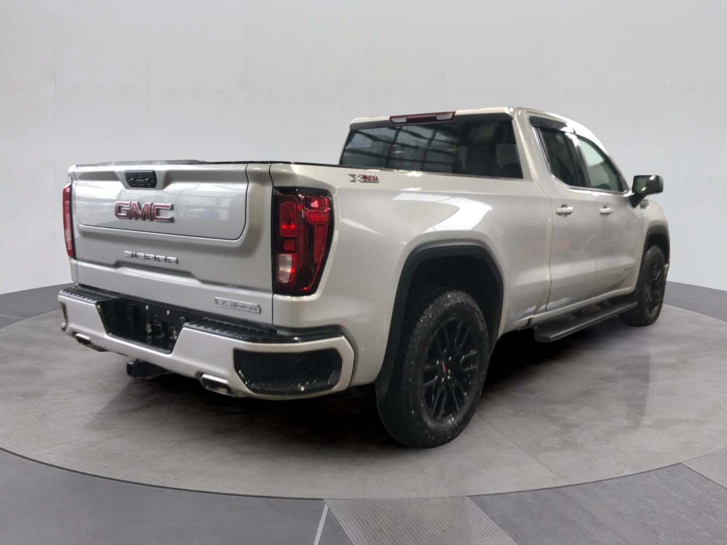 2022 GMC Sierra 1500 Limited Elevation