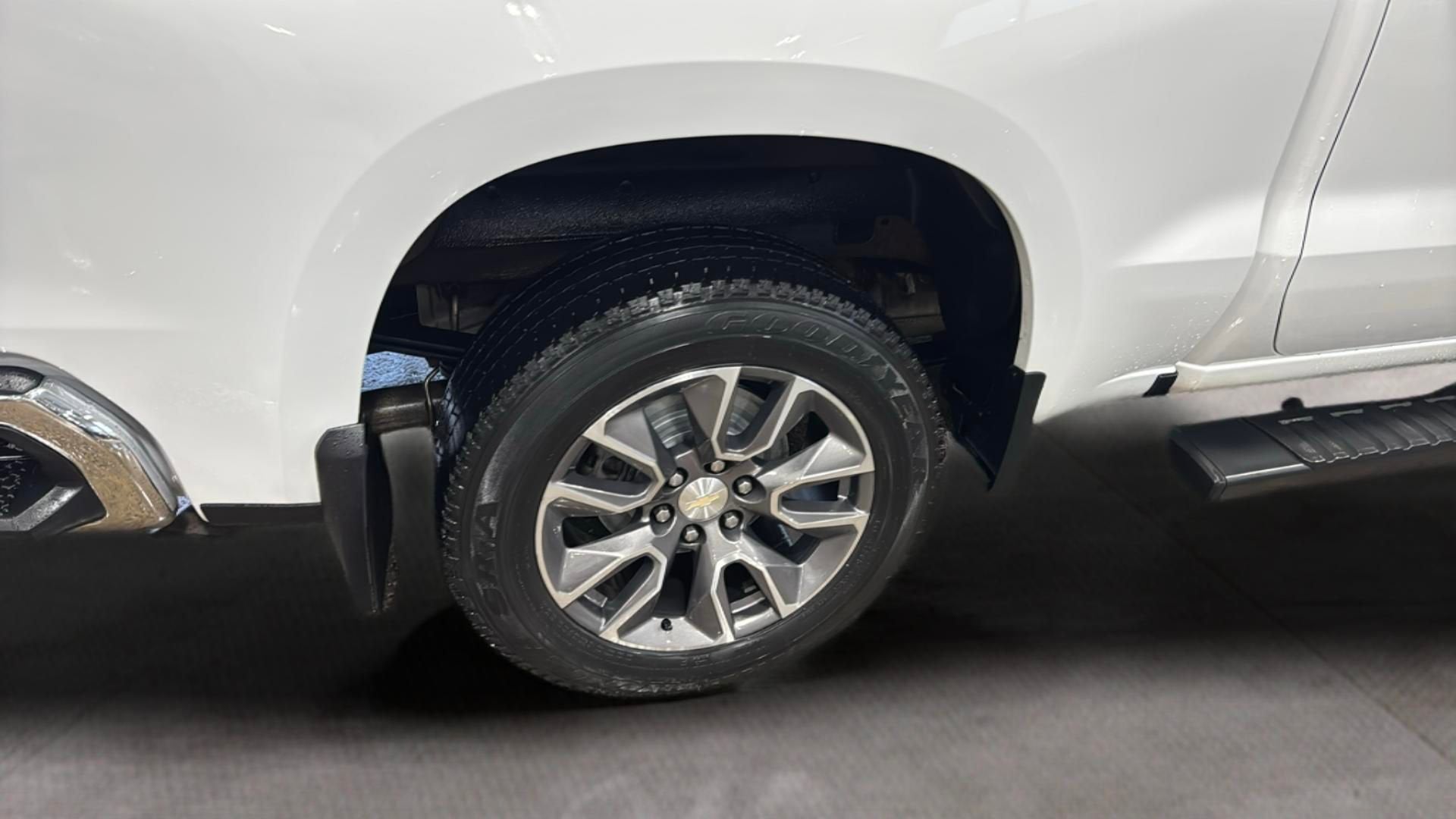 2022 Chevrolet Silverado 1500 LTD LT (2FL)