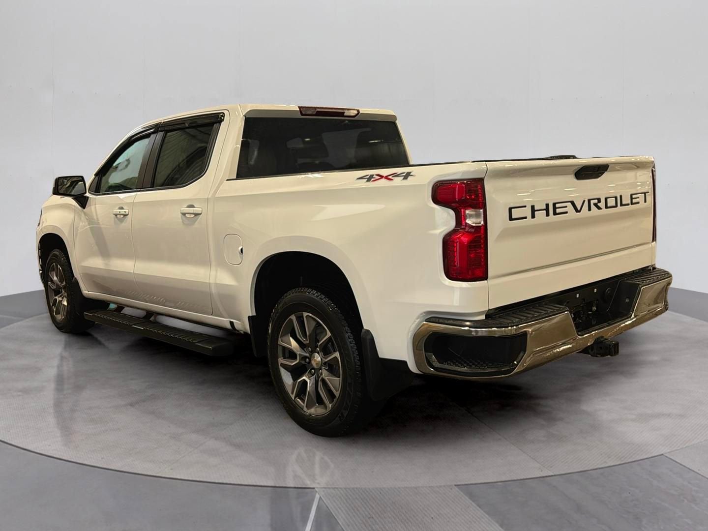 2022 Chevrolet Silverado 1500 LTD LT (2FL)