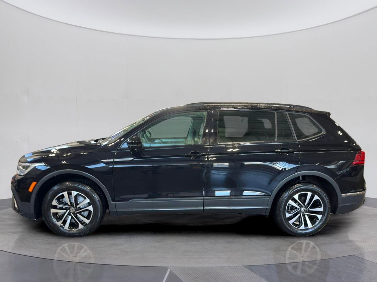 2022 Volkswagen Tiguan S