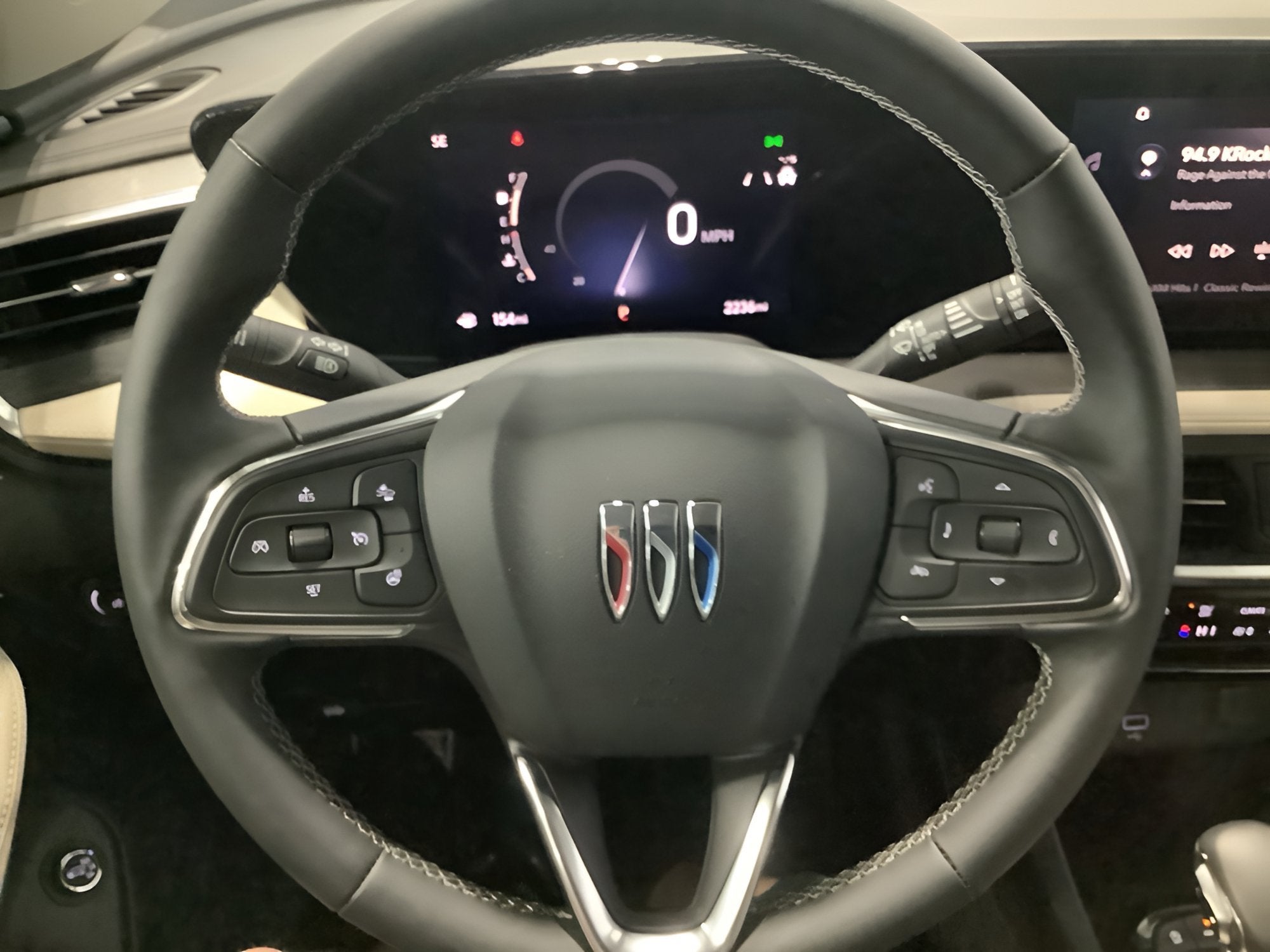 2024 Buick Encore GX Avenir