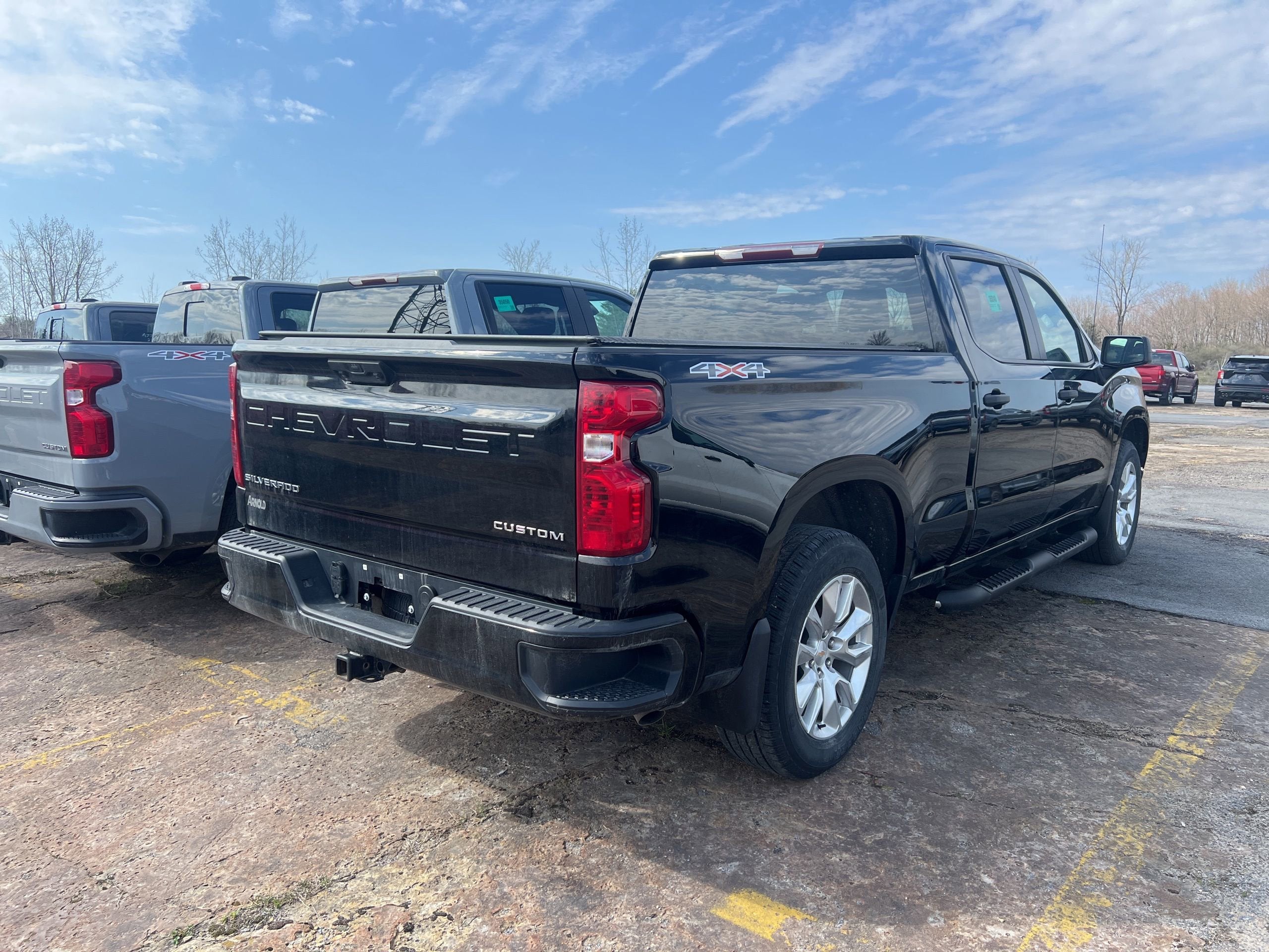 2024 Chevrolet Silverado 1500 Custom
