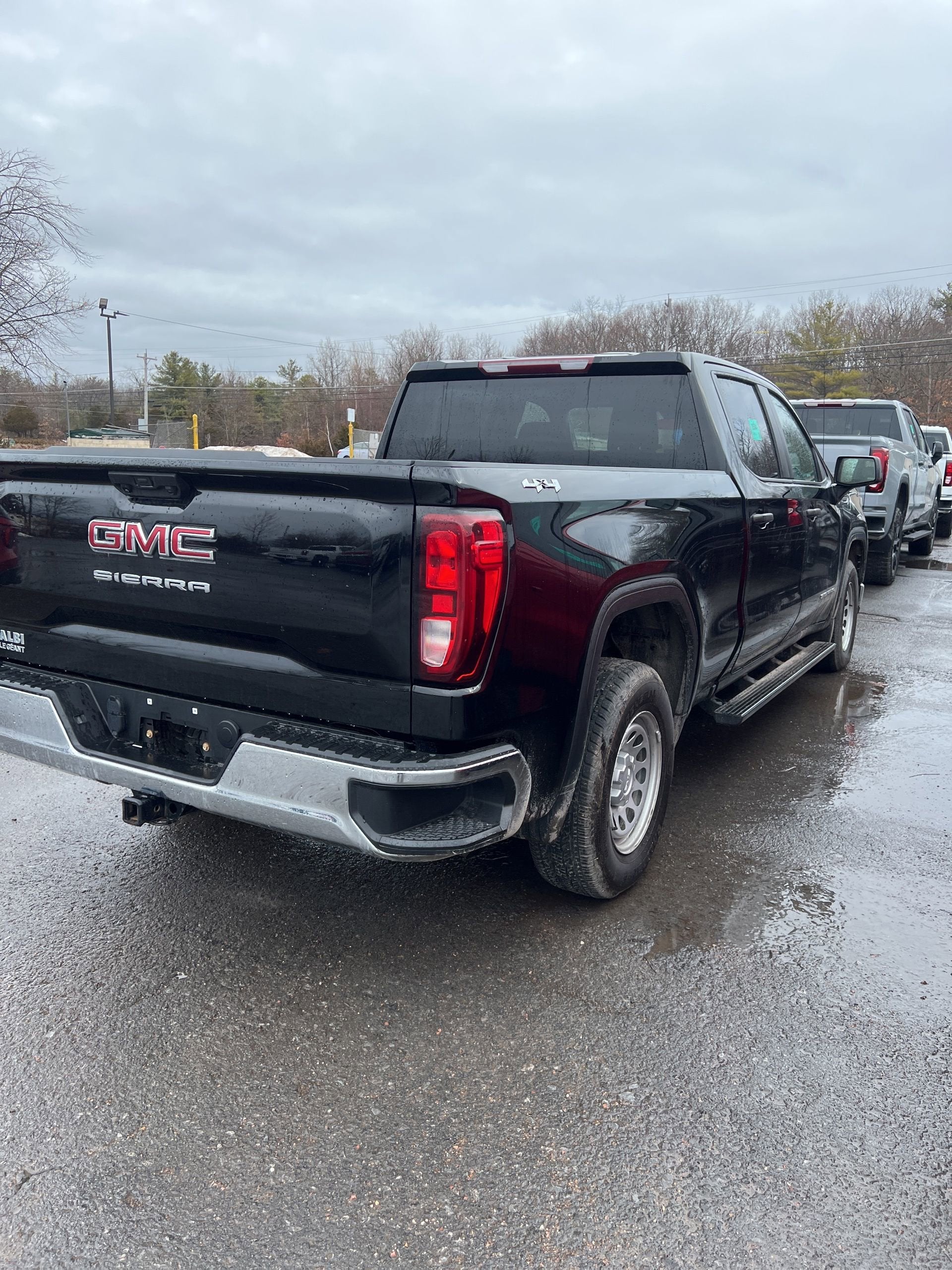 2023 GMC Sierra 1500 Pro