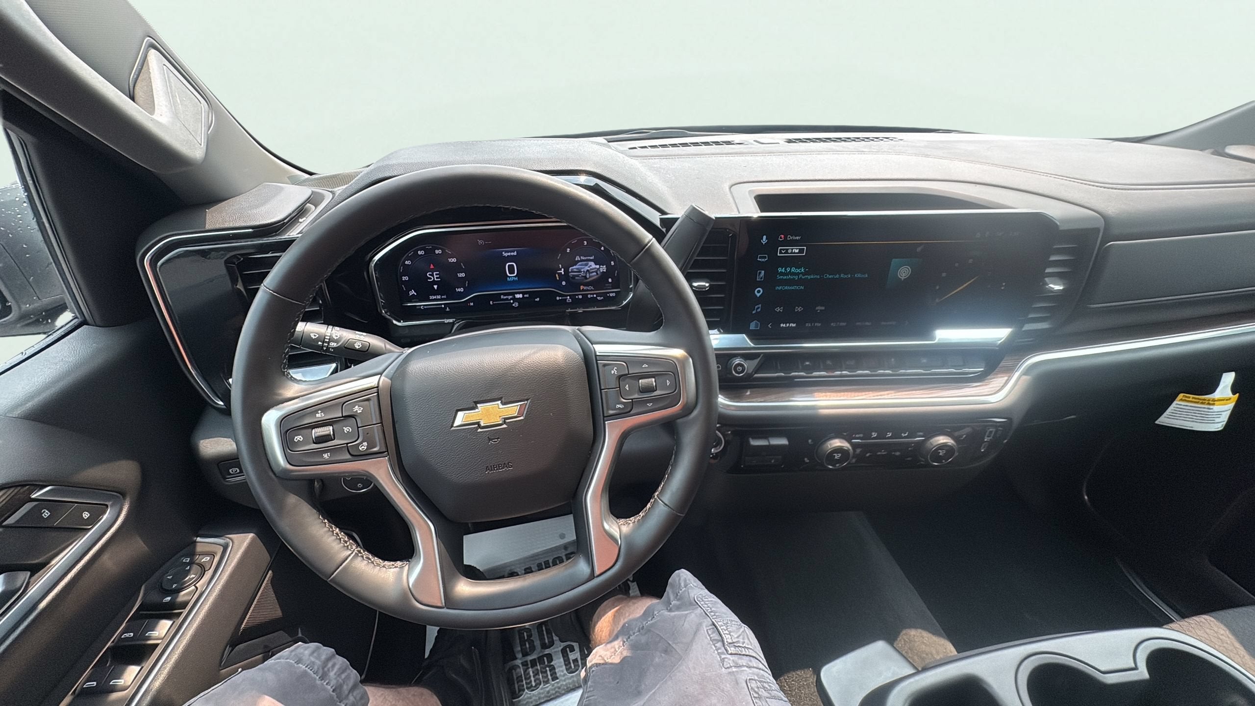 2025 Chevrolet Silverado 1500 LT (2FL)