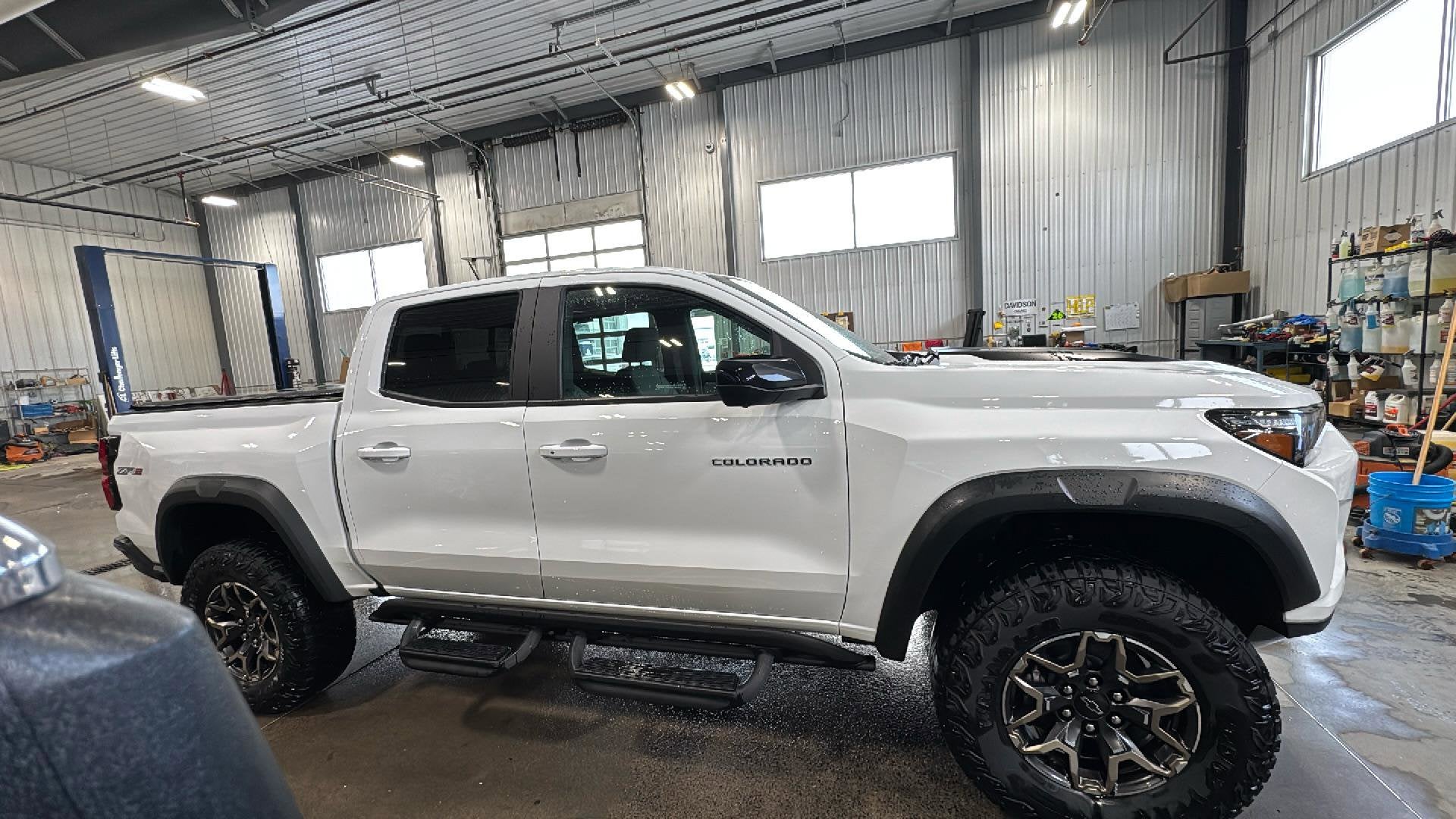 2024 Chevrolet Colorado ZR2
