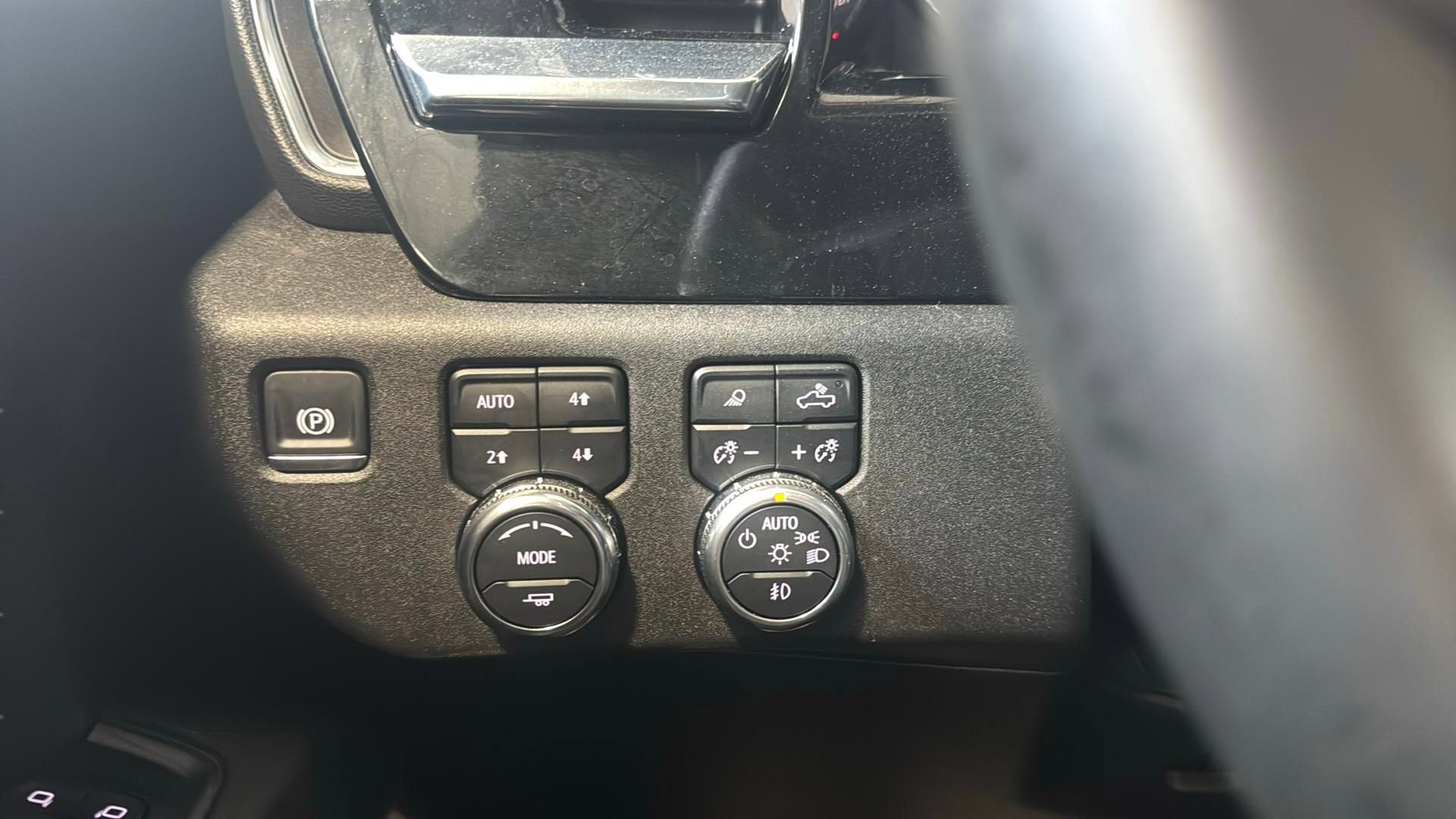 2025 GMC Sierra 3500 HD SLT