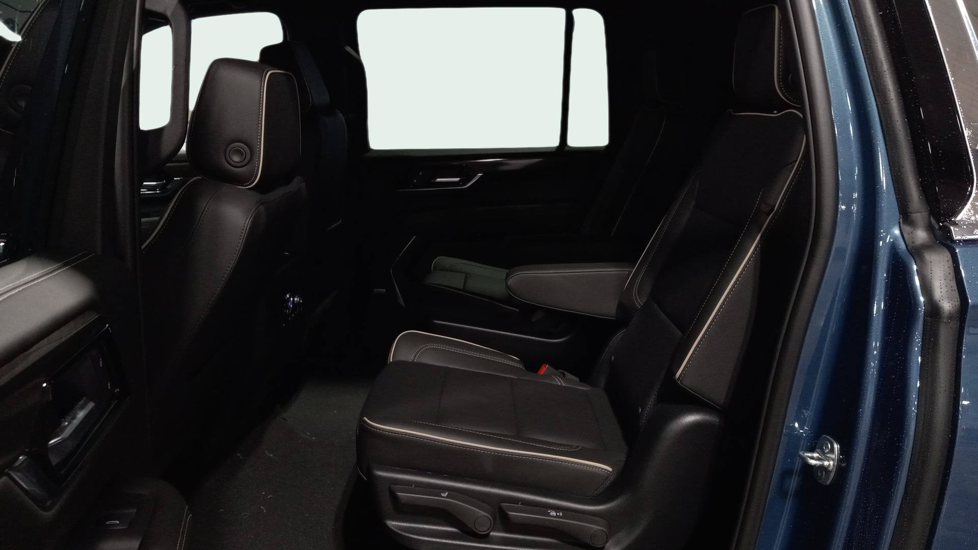 2025 GMC Yukon XL Elevation